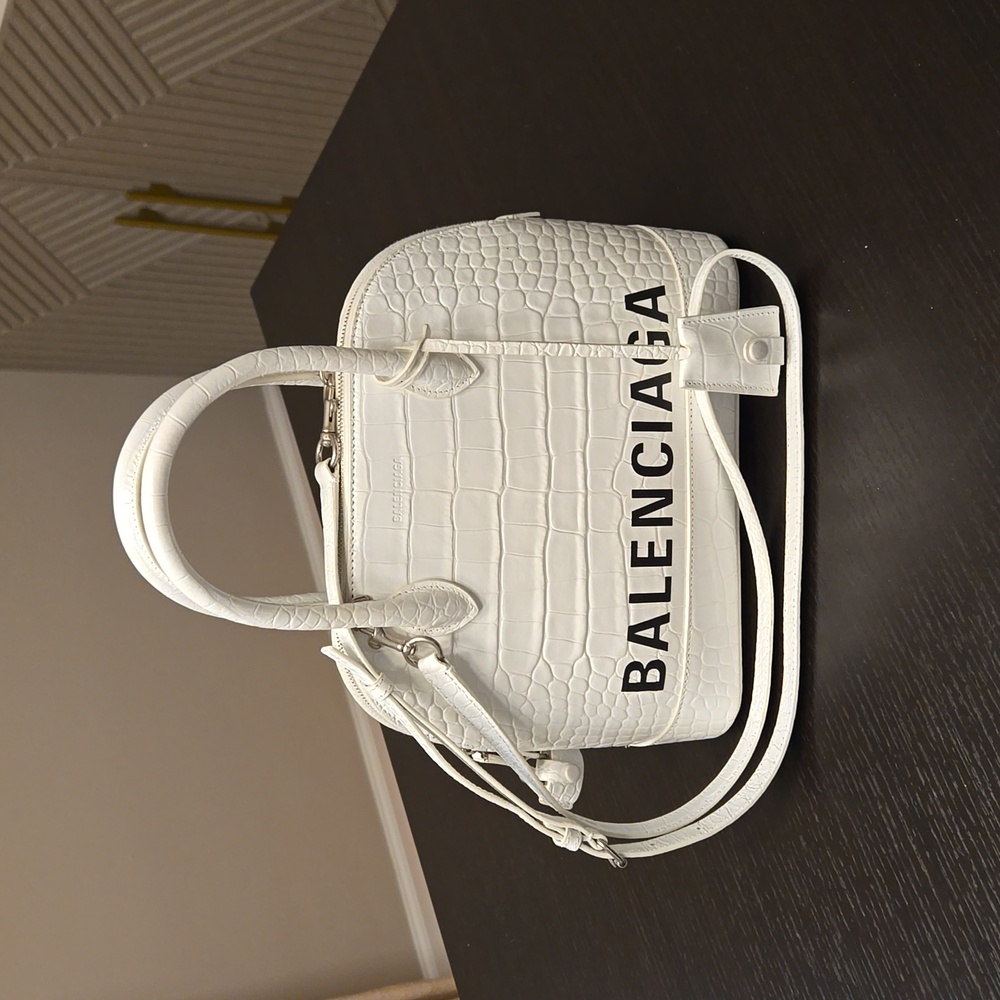 BALENCIAGA Handbag